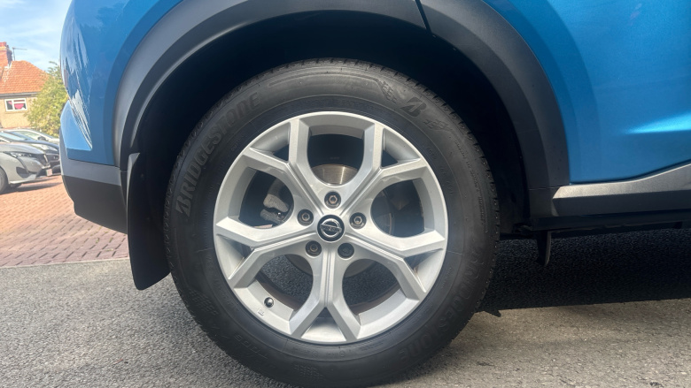 Nissan Juke 1.0 DiG-T 114 N-Connecta 5dr DCT Petrol Hatchback